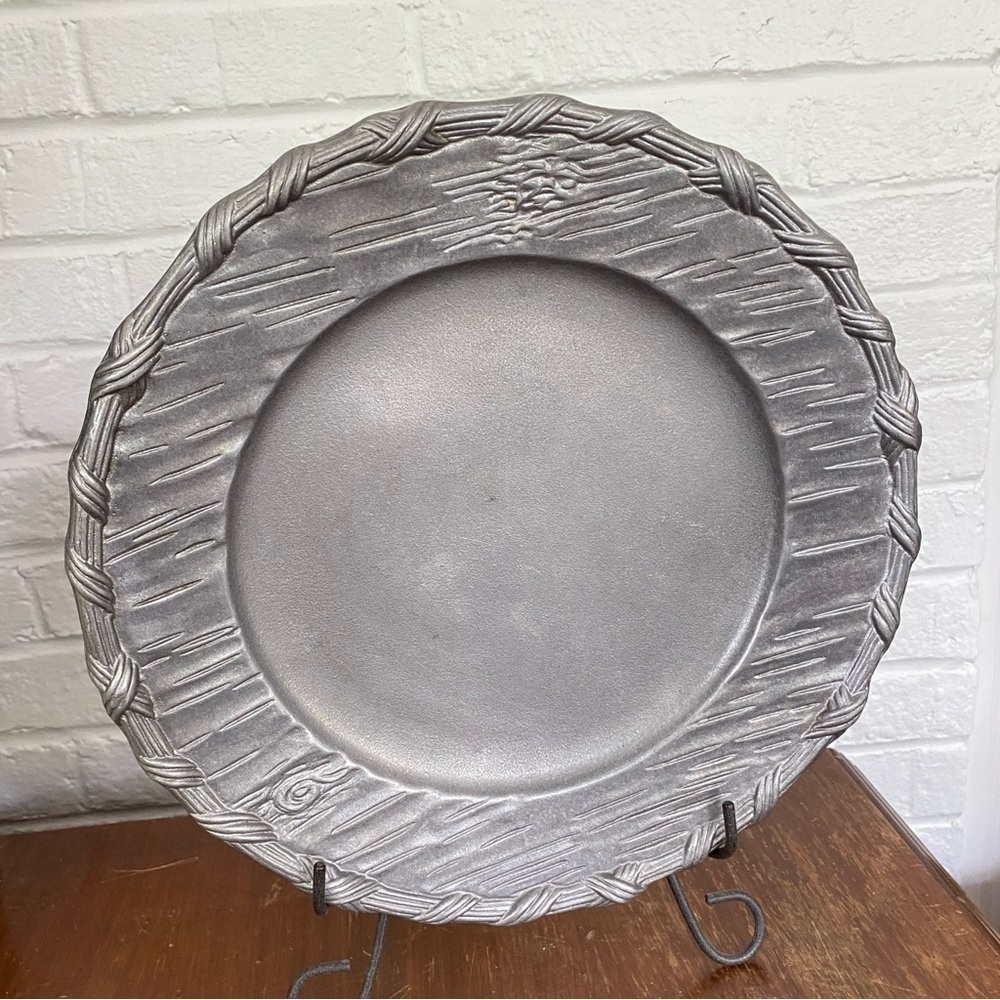 WILTON Armetale Pewter Large Matte Platter 13.75"